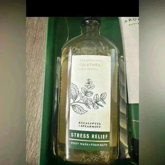 Bath & Body Works Eucalyptus Spearmint Stress Relief 3pc Set Wash Cream Mist - Picture 5 of 6